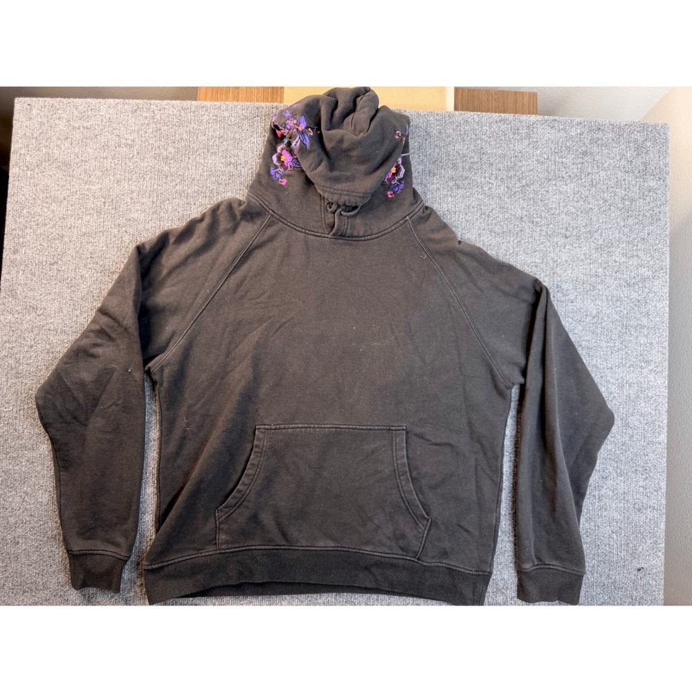 Urban Outfitters XL Black Hoodie Yin Yang Dragon Bird Embroidered Pullover